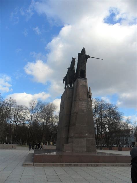 Paminklas Artūrui Sakalauskui Vilniuje