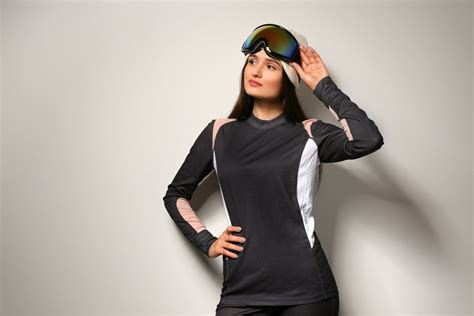 vaikai dėvi termo rūbus