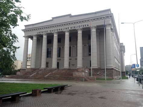Nacionalinės bibliotekos pastatas
