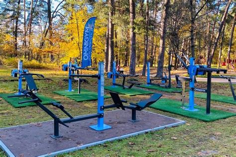 Treniruoklių aikštelė parke