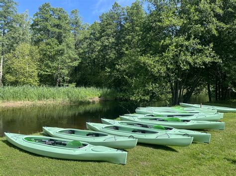 Istorinės baidarės nuotrauka