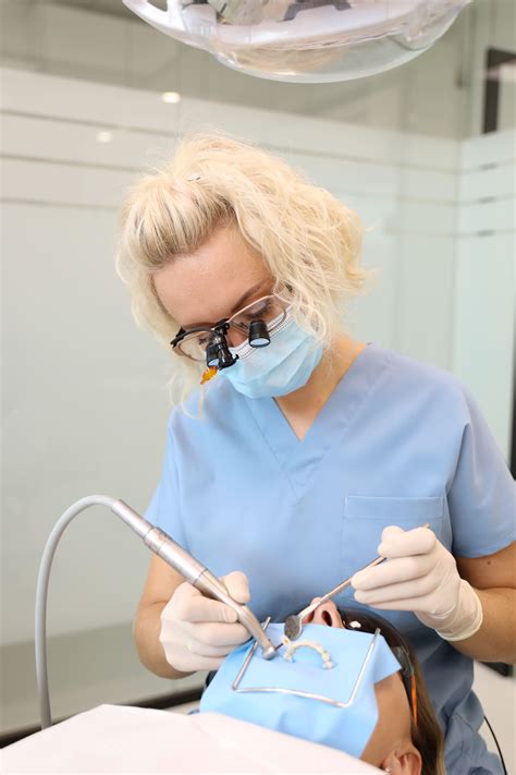 Antrasis nėštumo trimestras - tinkamiausias metas odontologiniam gydymui