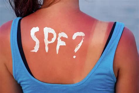 Moters, besirūpinančios savo oda, paveikslėlis