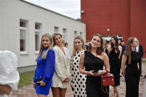Žmonės, dalyvaujantys mokymuose