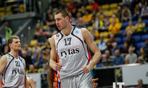 Jonas Valančiūnas su Vilniaus