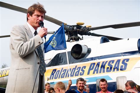 Rolandas Paksas su lėktuvu