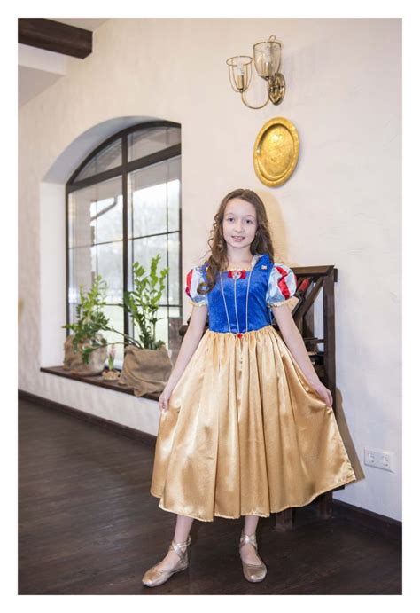 vaikiški kostiumai princesėms