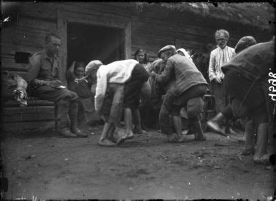 vaikai šoka ratelį