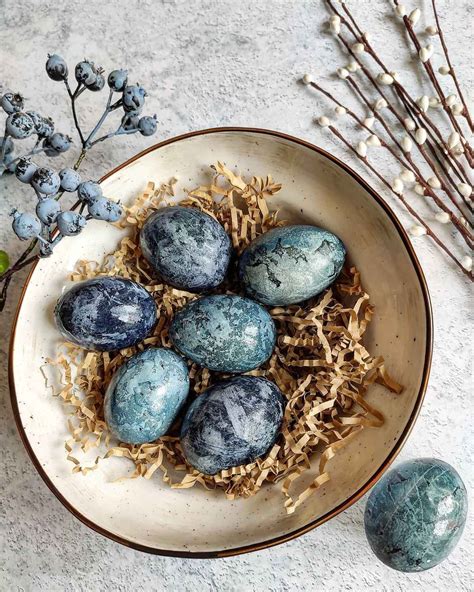 Natūralūs dažai kiaušiniams: burokėliai, ciberžolė, svogūnų lukštai