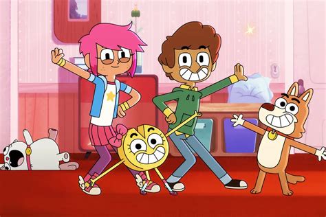 Mergaite ir berniukas mokyklinemis uniformomis