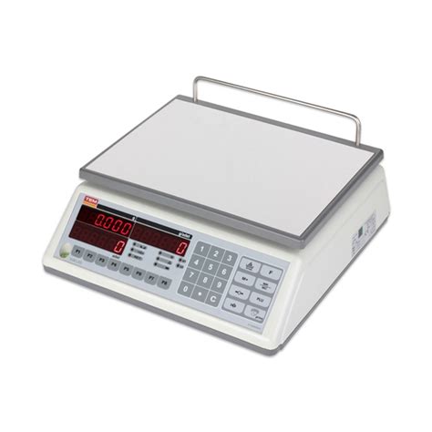 Kūdikio svėrimas elektroninėmis svarstyklėmis