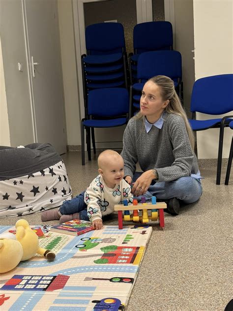 Motinos ir kūdikio glėbys