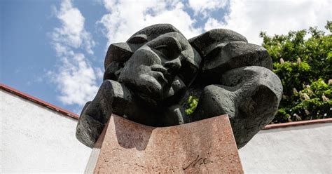 Salomėjos Nėries portretas