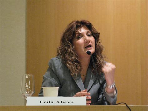 Leila Alieva su vaikais