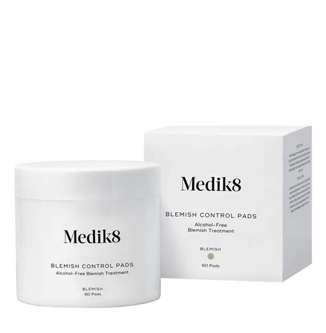 Vatos tamponėliai ir virintas vanduo kūdikio akių priežiūrai