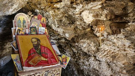 Apaštalas Paulius su jaunais tikinčiaisiais