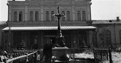 Istorinė nuotrauka, vaizduojanti sovietmečio vaikų namus