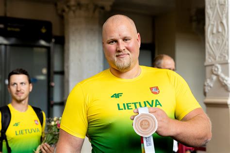 Andrius Gudžius su pasaulio čempionato auksiniu medaliu