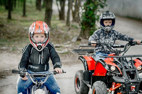 Schematinis vaikiško keturračio dalių išdėstymas