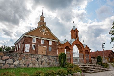 Labanoro bažnyčia po gaisro