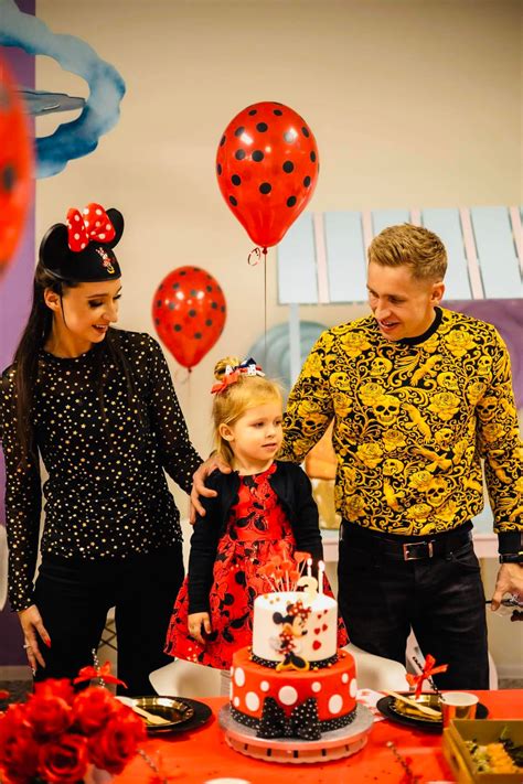 Mamai ir vaikams skirta šventinė atributika