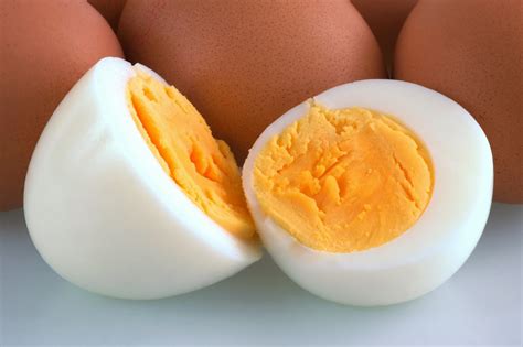 virtas ir nevirtas kiaušiniai sukasi skirtingai