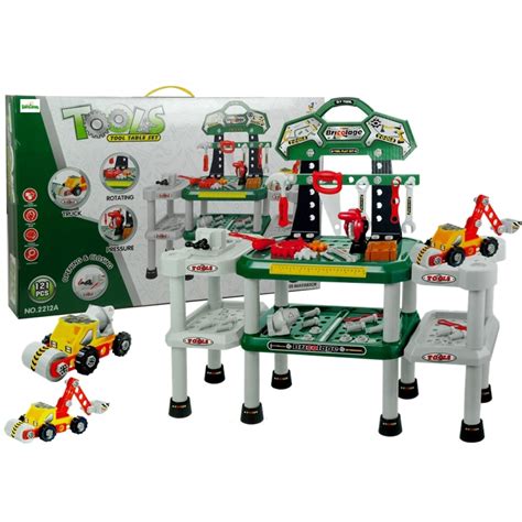 Vaikiškas darbastalis su įrankiais