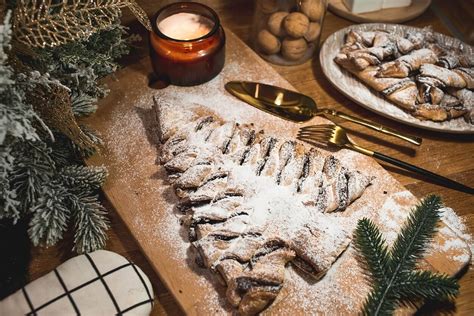 Kalėdinė eglutė su vaikais