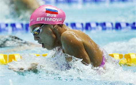 Julija Jefimova plaukimo rungtyje