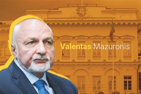 Valentinas Mazuronis dirba kaip architektas