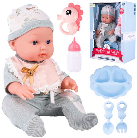 Kūdikis, besimokantis plaukti