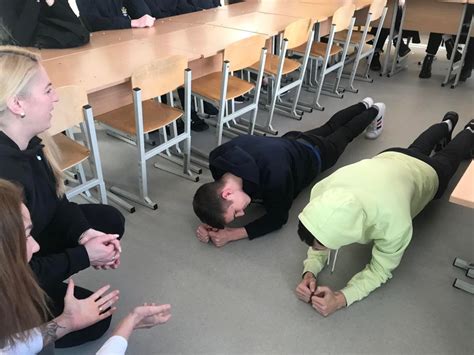 Žymūs žmonės, kurie galimai turėjo autizmo spektro sutrikimą