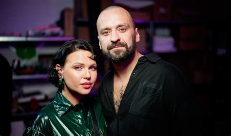 Auklė Makfi ir Izabelė Gryn