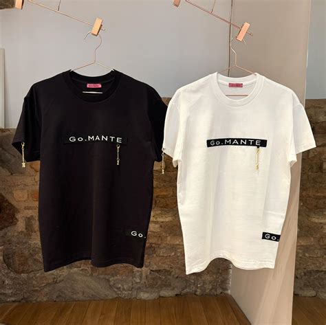 Nėščios moters siluetas su vaisiaus paveikslėliu