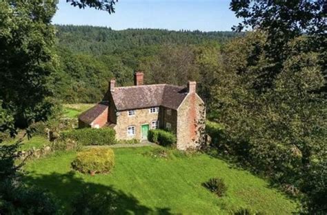 Leik Holo dvaras Anglijoje