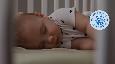 Iliustracija su kūdikio miego ritualais