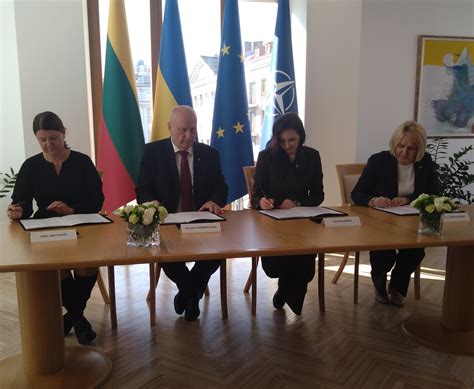 sutarties sudarymo schema tarp senjoro, savivaldybės ir įstaigos