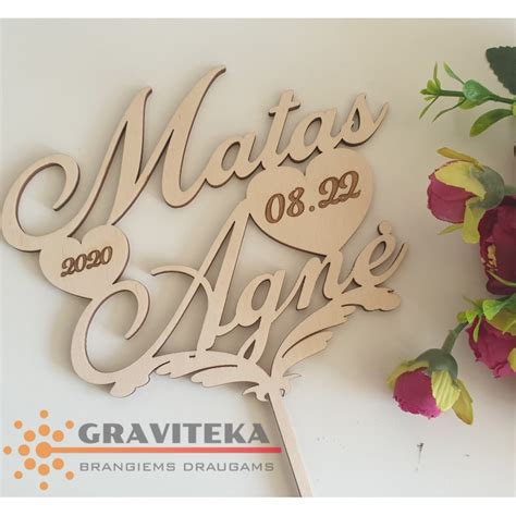 Medinis gimtadienio torto smeigtukas su užrašu