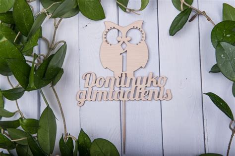 Personalizuotas gimtadienio torto smeigtukas su vardu ir amžiumi