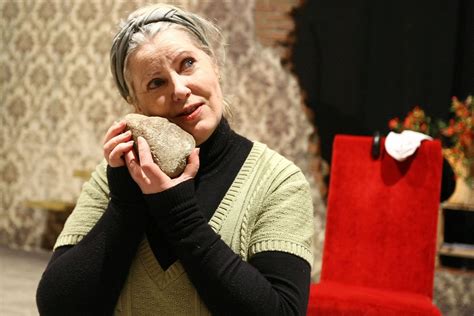 Teatras ir jo užkulisiai