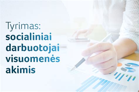 nuotrauką, vaizduojančią konsultaciją su socialiniu darbuotoju