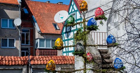 Kosminio kiaušinio mitologinis vaizdavimas
