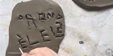 Šumerų dantiraštis ant molio lentelės