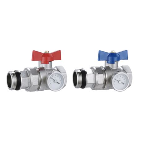 kūdikis su sloga ir termometru