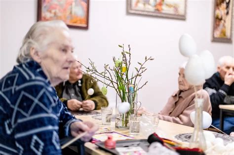 Procesas, kaip apgyvendinti senjorą globos namuose
