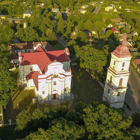 Vaizdas į Rudaminos Švč. Trejybės bažnyčią