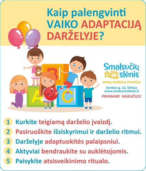 vaikas su piešiniu darželio grupėje