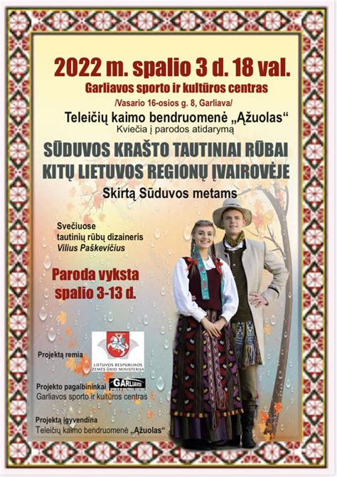 Tautinių kostiumų konkurso dalyviai