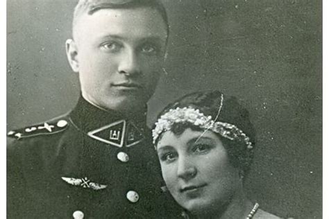 Steponas Darius jaunystėje