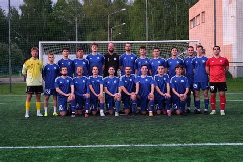 Futbolo komanda su Steponu Dariumi